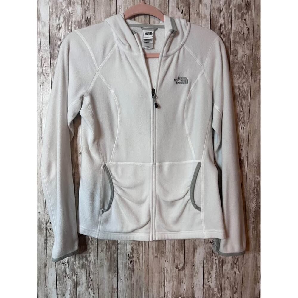 ❄️ Stay Warm in Style with The North Face! ❄️ Size Small